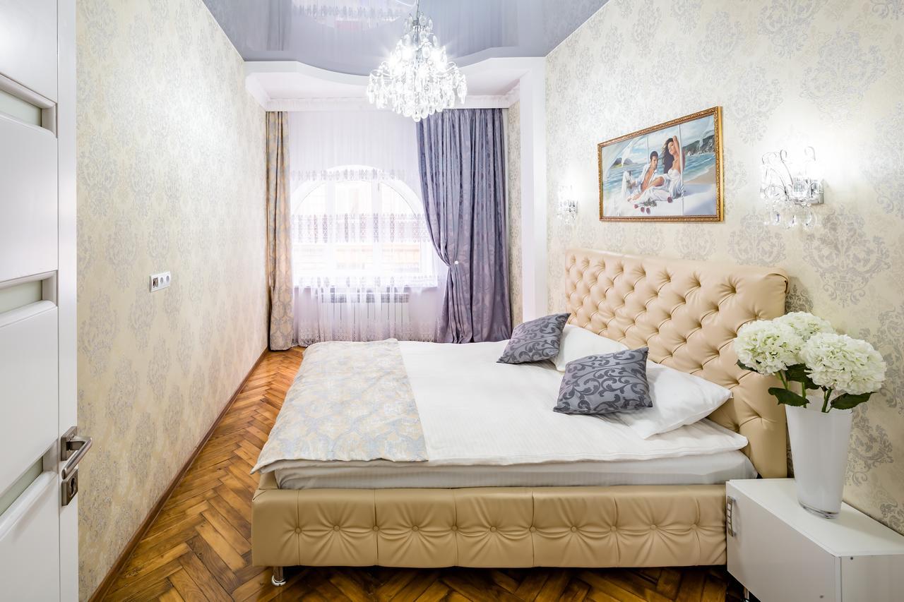 Designer Apartment Зі Світлом! Львов Экстерьер фото